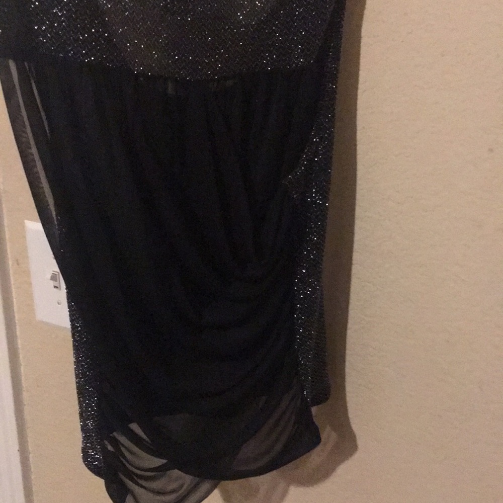 Clothes - Picture 2 of 3